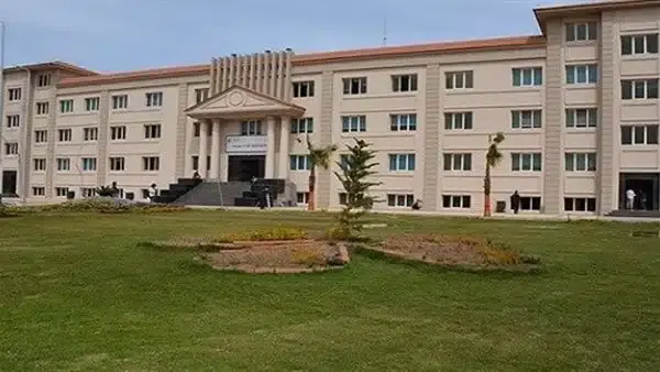  كليات جامعة حورس