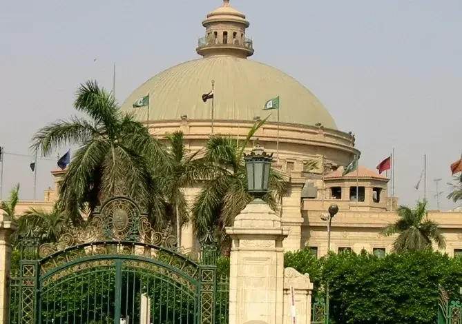 دراسة الدكتوراه في جامعة القاهرة للمصريين